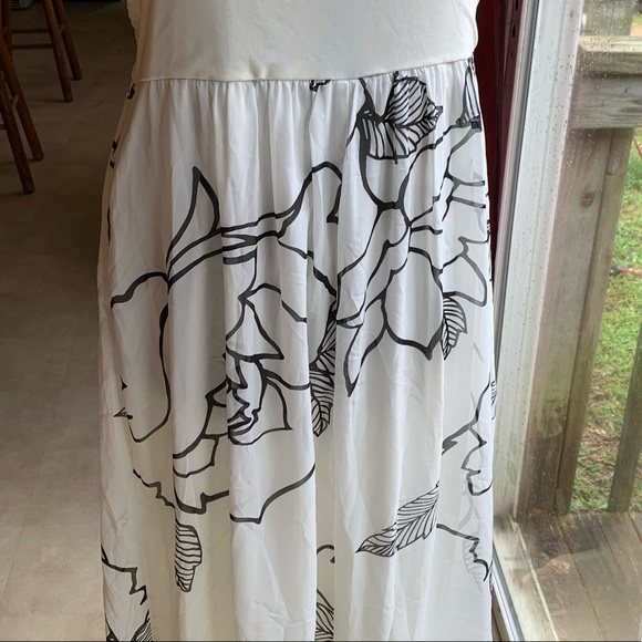 Amanda Lane maxie dress - Picture 13 of 13